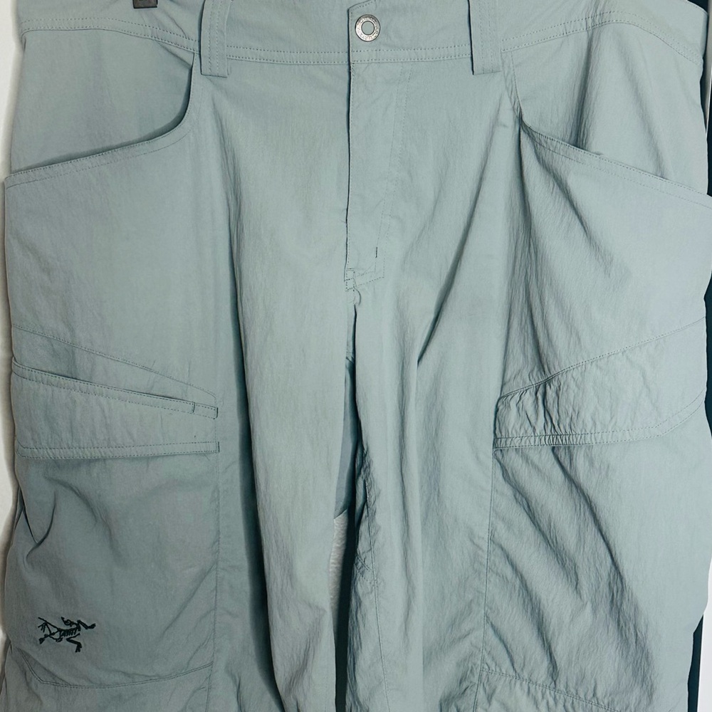 ARCTERYX MENS RAMPART LONG SZ 36 INSEAM 12 CARGO SHORTS.LIKE NEW CONDITION GREEN - Picture 11 of 13